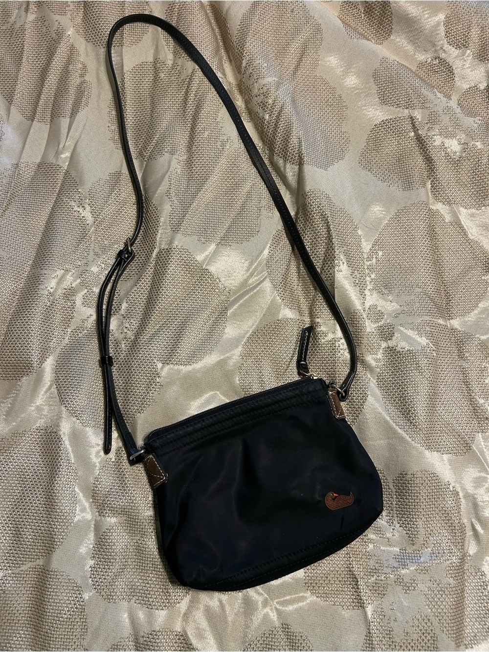 Dooney & Bourke Black Nylon Crossbody Bag Pink Lining Adjustable Strap